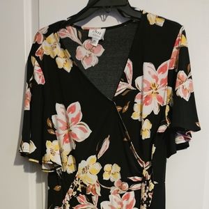 Women's plus size black floral dress